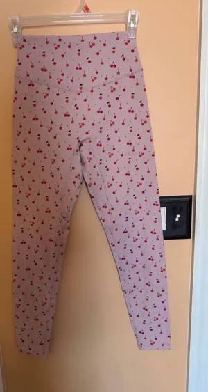 Balance Athletica Vitality leggings cherry thumbnail 1