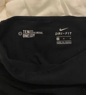 Nike Leggings thumbnail 3