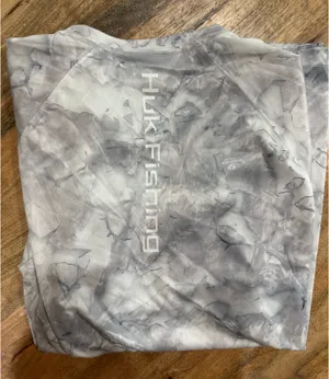 Men’s Huk Fishing Long Sleeve thumbnail 4