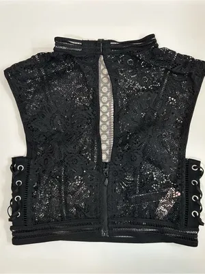 Victoria’s Secret Black Lace Crop Top Sheer Lace XS Whimsigoth Witchy thumbnail 2