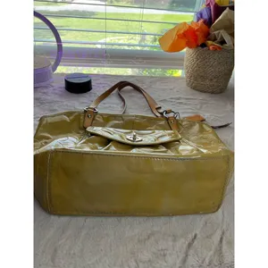 Coach Leah Yellow Shoulder Bag Signature Embossed Design Women's Handbag thumbnail 15