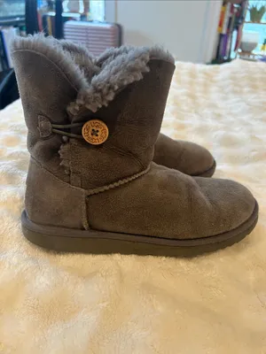 UGG Charcoal Suede Shearling Button Boot Gray Size 6 thumbnail 3