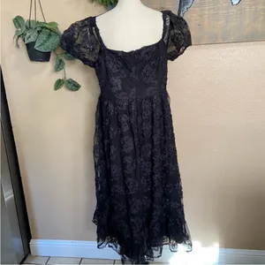 Notable Elegance Black Mesh Floral Applique Bustier Midi Dress thumbnail 6
