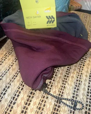 Women's Neck Gaiter Fleece Lined Jersey Burgundy All in motion One Size NWT thumbnail 2