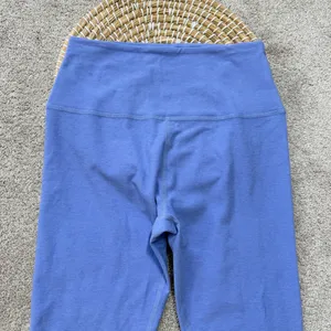 Beyond Yoga Spacedye Caught In The Midi High Waisted Legging in Purple L thumbnail 5