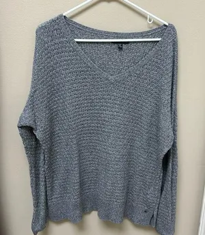 American Eagle sweater thumbnail 1