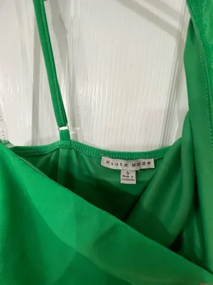 Elegant Green Evening Dress thumbnail 8