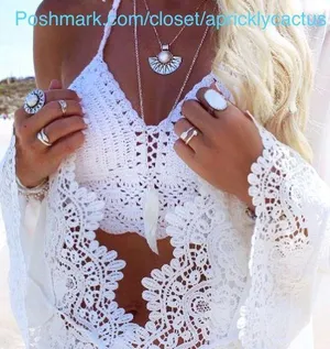 Boutique NEW Boho Crochet Bikini Crop Top Beach Bralette New thumbnail 2