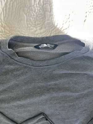 North Face Crewneck  thumbnail 3
