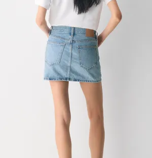 Aritzia 90’s Ricci Denim Skirt thumbnail 2