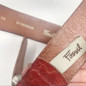 Vintage Fossil Y2K Brown Leather Tooled Floral Western Distressed Belt womens S thumbnail 3