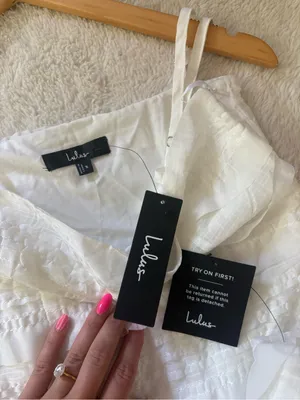 Lulus Emele White Textured Tiered Mini Dress Size Small NWT Sleeveless Feminine thumbnail 6