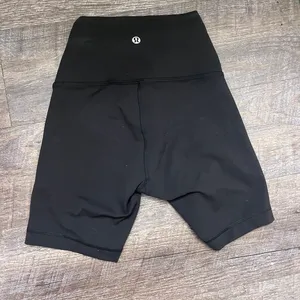 Lululemon Biker Shorts thumbnail 3