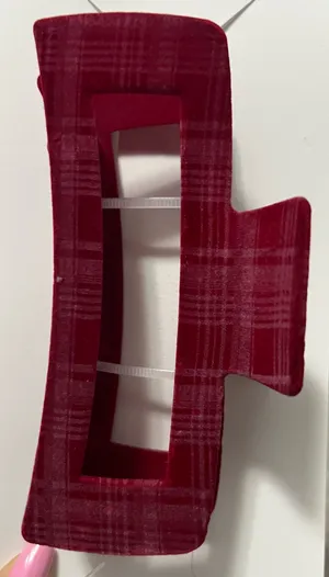 FULL TILT Oversized Plaid Velvet Claw Clip thumbnail 4