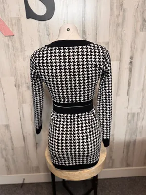 SHEIN Two Piece Set Womens Extra Small Houndstooth Crop Cardigan Skirt Black Whi thumbnail 4