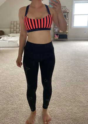 Lululemon sports bra. S thumbnail 7