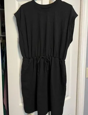 Women’s XL Comfy Dress thumbnail 1