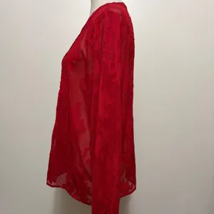 Maurices Blouse Large Red Floral Burnout Metallic Split Neck Pleated Peasant thumbnail 4