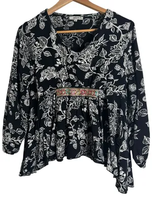Natura Boho Black-White Floral Print Embroidered Detail Peasant Top/Tunic size M thumbnail 1
