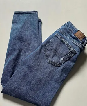 American Eagle mom straight jeans thumbnail 1
