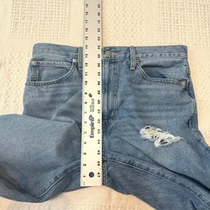 Levi's 30 '94 Baggy mid rise straight leg distressed jean J2 2753 thumbnail 7