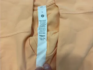 Lululemon Align Crop HR 23"- Size 12 Contour Beige Nude Tan Yoga Pant thumbnail 4