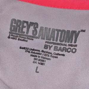 Greys Anatomy pink nurses scrub top size large thumbnail 5