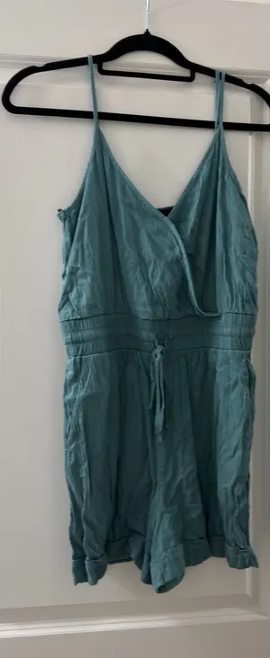 Forever 21 romper  thumbnail 1