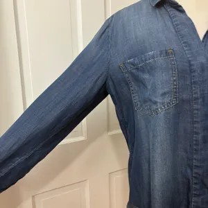 Cloth & Stone Chambray Tunic Shirt M Frayed Hem Western Festival Boho Cowgirl thumbnail 3