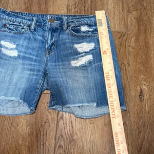 American Eagle Women Distressed Denim Shorts Blue Cut Off‎ Raw Hem Size 4 Cotton thumbnail 2