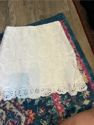 Abercrombie White Lace Mini Skirt thumbnail 4