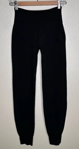 Lululemon Align Jogger Black 2 thumbnail 1