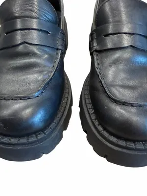 Free People Penny Loafers Size 37 Black Lyra Lug Sole Chunky Preppy Goth BTS thumbnail 5