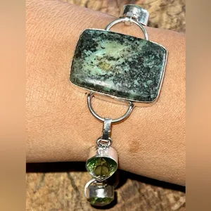 African Green Turquoise Bracelet 7”- 8” thumbnail 2