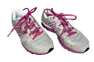 New Balance‎ Womens 690 Gray Pink Sneakers Size 8 thumbnail 1