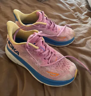 Pink Hoka Clifton 9 Women’s Sneakers thumbnail 1