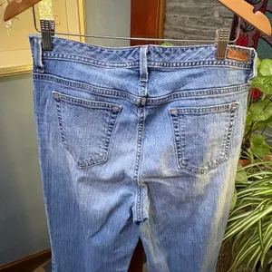 Y2K Eddie Bauer Bootleg Jeans, Vintage Wash, Mid-Rise, 33” Inseam, Size 12L thumbnail 6