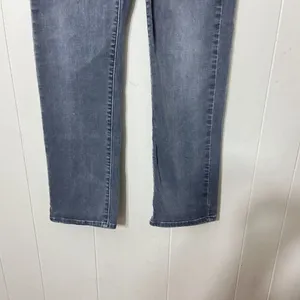 Levi’s Women’s Classic Straight Leg Gray Jeans Size 27 Casual Stretch Denim thumbnail 10