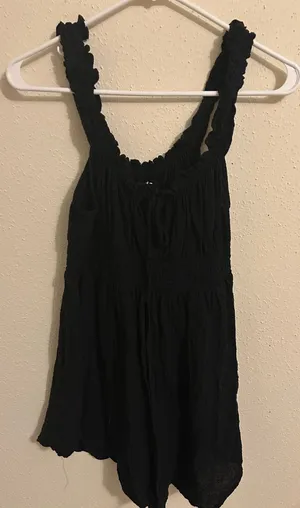 Urban Outfitters Top thumbnail 1