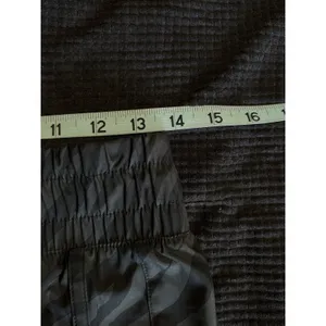 Shorts Women Avia Running Active Gym Sport Pull On‎ Size Sm Gray Zebra Lined thumbnail 8