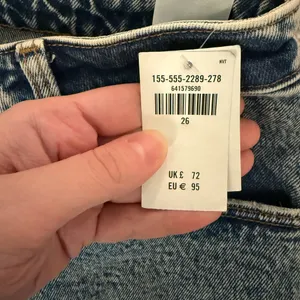 Abercrombie Curve Love Mom Jeans thumbnail 4