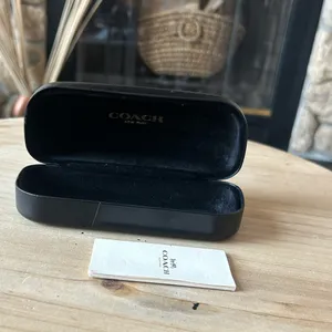 Coach Classic Black Eyeglass/ Sunglasses Case‎ thumbnail 3