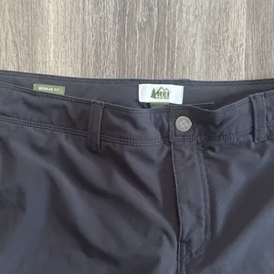 REI CoOp Black Cargo Pants 16 with Durable Fabric Adjustable lightweight thumbnail 3