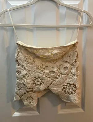 Vestique floral top thumbnail 1