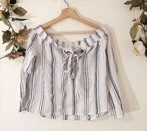 Charlotte Russe sz L ✨ thumbnail 1