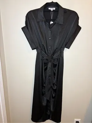 NWT Steve Madden Tori Black Satin Ruched Tie Waist Midi Dress Size 6 thumbnail 2