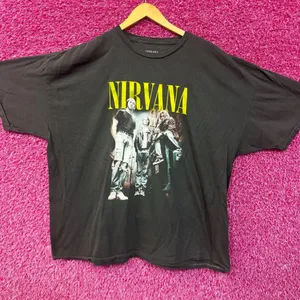 Nirvana Smells Like Teen Spirit Oversized Grunge Band Tee XL thumbnail 1