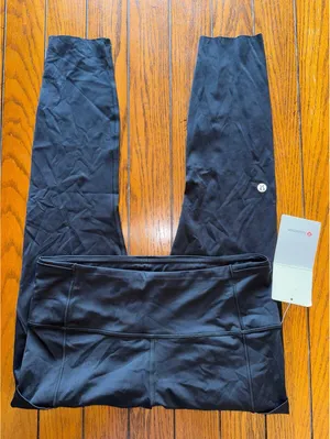 Lululemon Fast & Free With Pockets High Rise 25” Black Size 10 NWT thumbnail 1