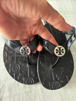 Tory Burch Black Patent Logo Thong Sandals thumbnail 7