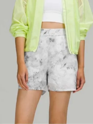 Lululemon Flat-Front Relaxed Short 4.5" Women’s Size 12 Aquila Rhino in EUC! thumbnail 12